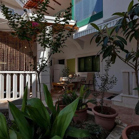 מאקרסקה Apartments Carmen מראה חיצוני תמונה