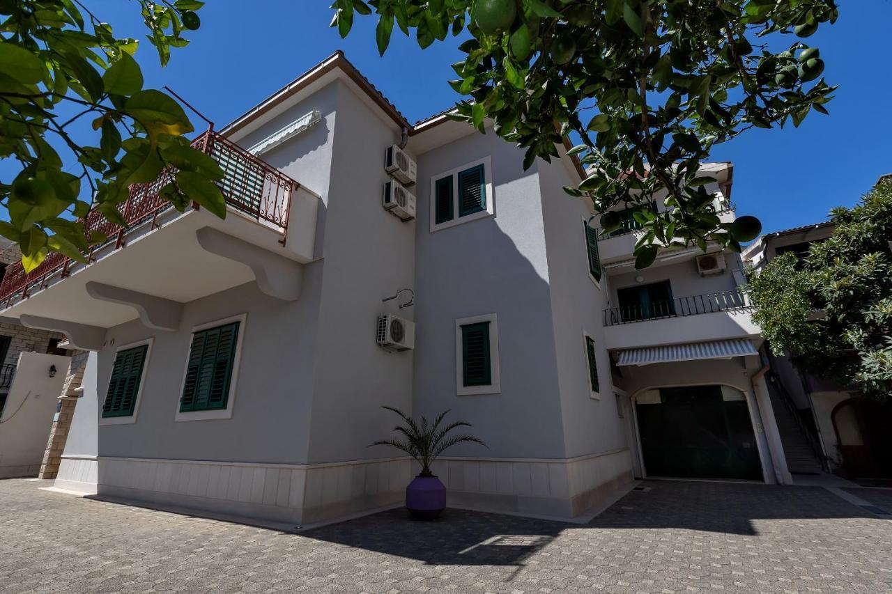 מאקרסקה Apartments Carmen מראה חיצוני תמונה