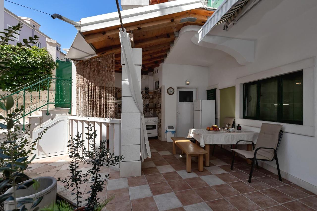 מאקרסקה Apartments Carmen מראה חיצוני תמונה