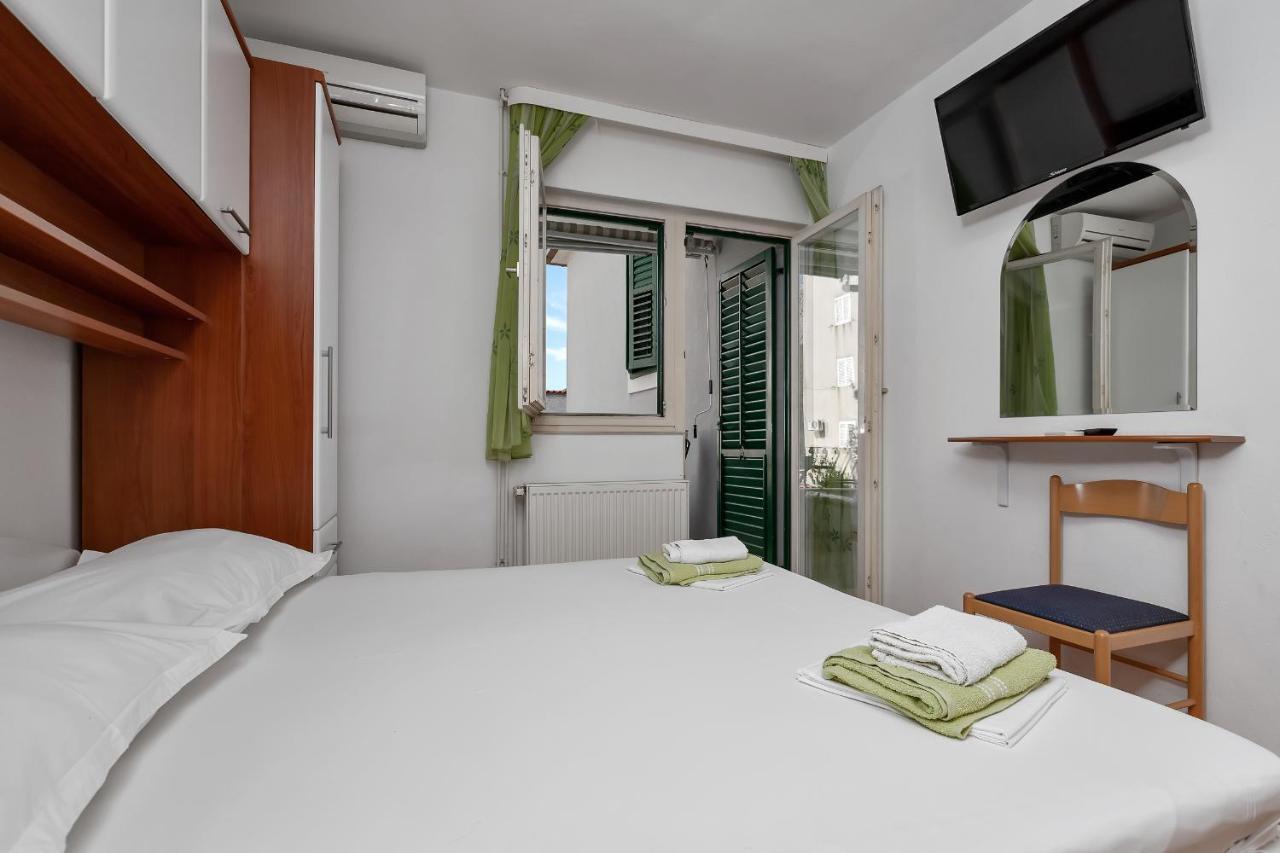 מאקרסקה Apartments Carmen מראה חיצוני תמונה