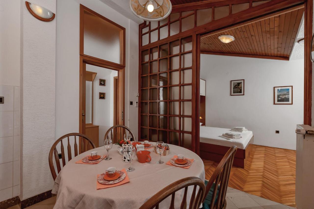 מאקרסקה Apartments Carmen מראה חיצוני תמונה
