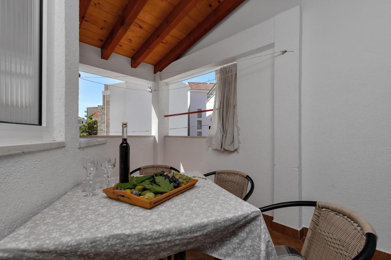 מאקרסקה Apartments Carmen מראה חיצוני תמונה