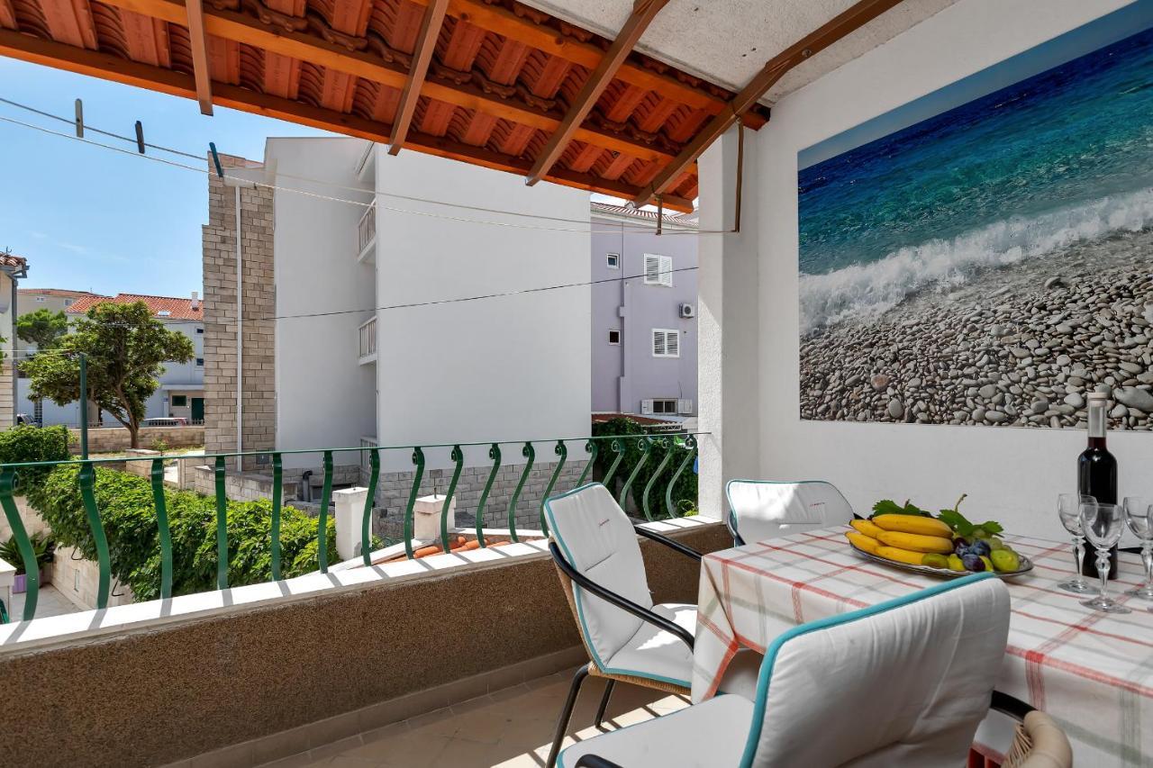 מאקרסקה Apartments Carmen מראה חיצוני תמונה