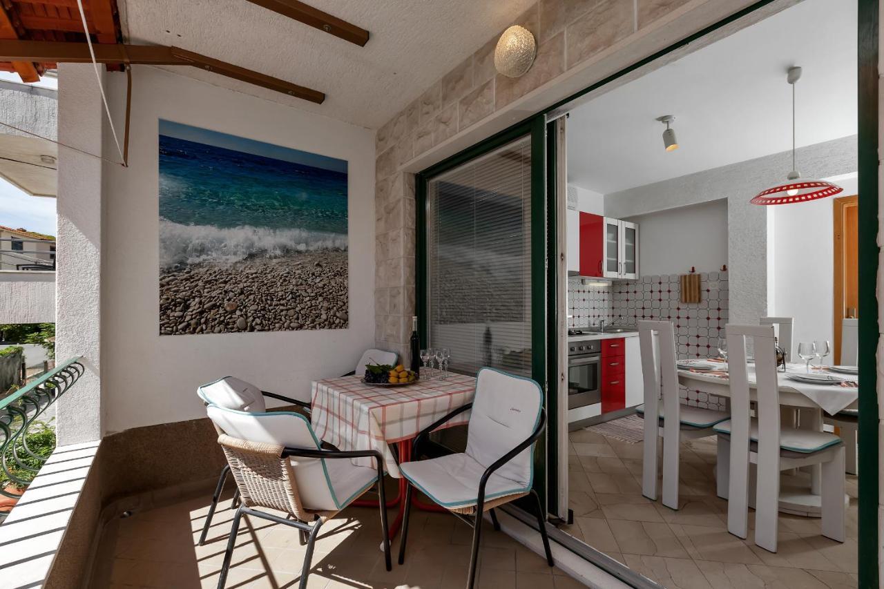 מאקרסקה Apartments Carmen מראה חיצוני תמונה